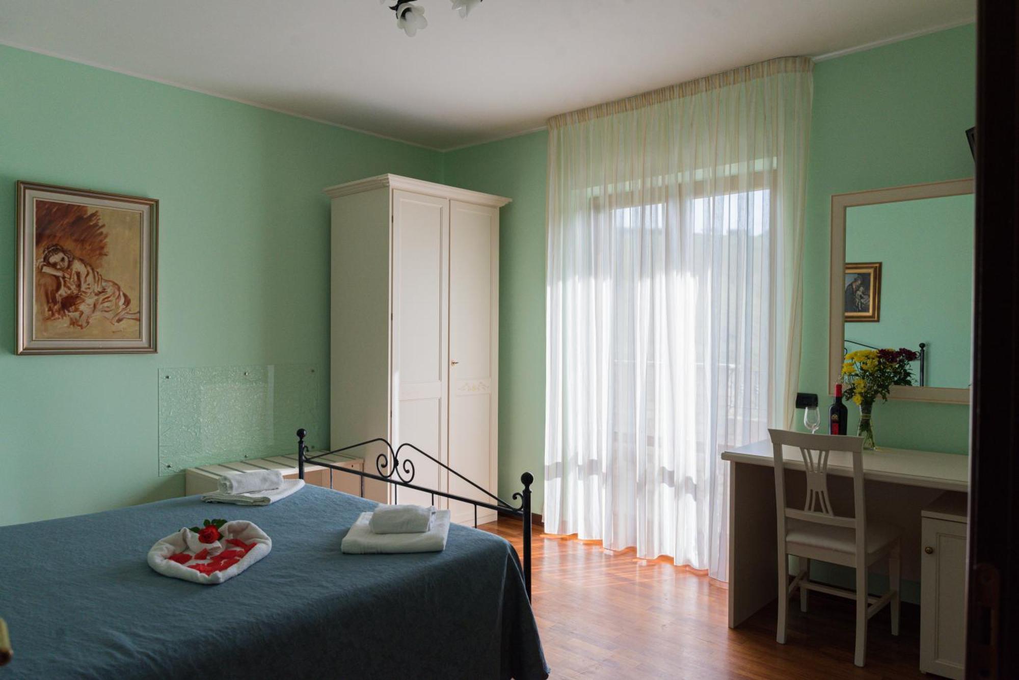 Agriturismo Il Crinale Castorano Kültér fotó