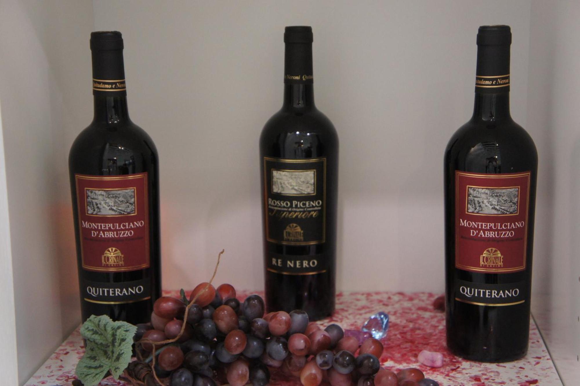 Agriturismo Il Crinale Castorano Kültér fotó