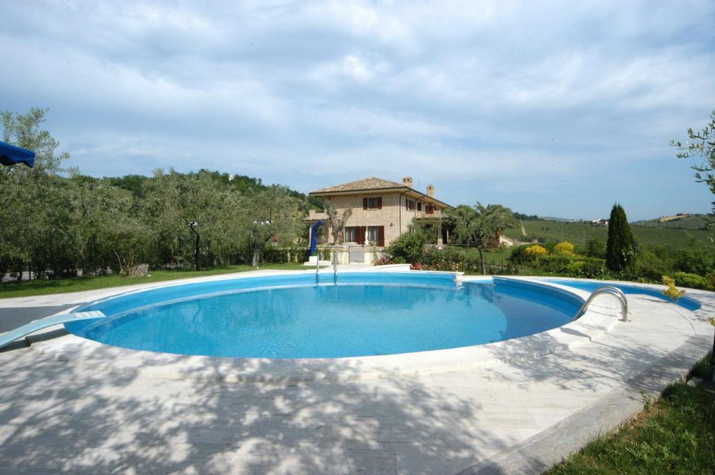 Agriturismo Il Crinale Castorano Kültér fotó